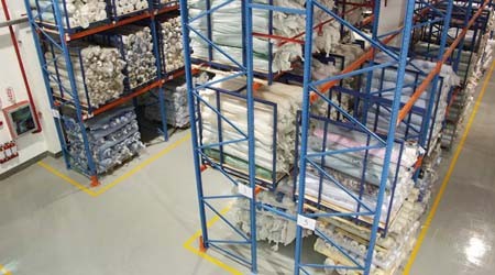 广州重型堆布匹货架人工存取货可以设计多高？【易达货架】